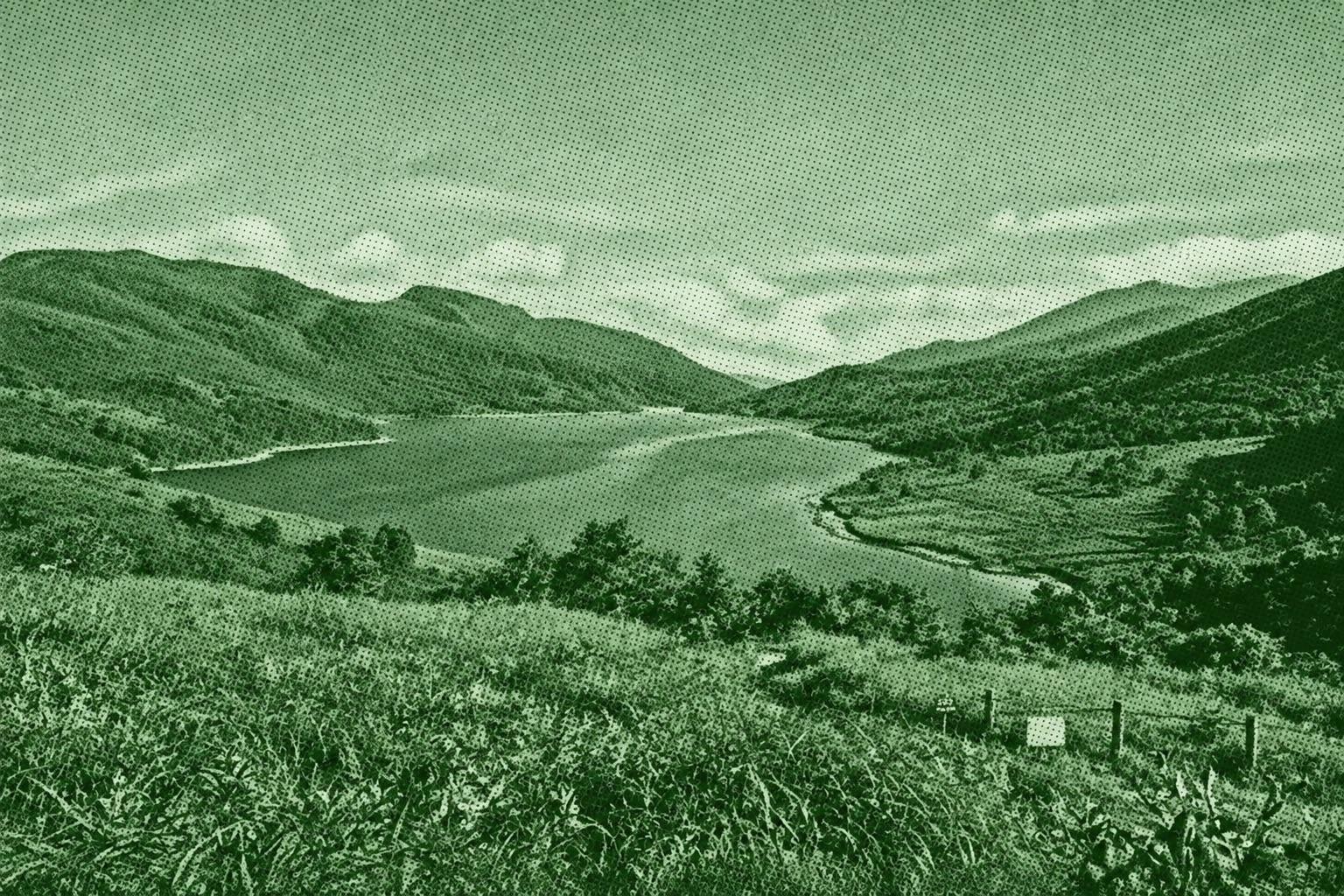 Ikeno Pass - Mount Hachiken - Lake Nozori Loop