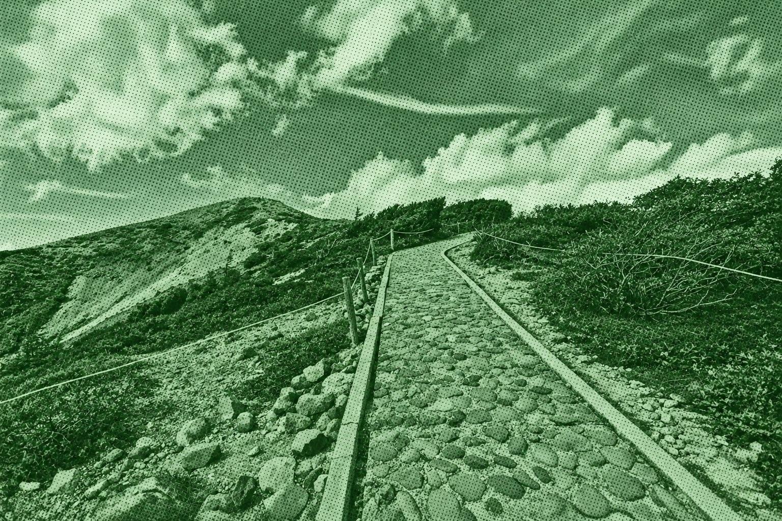 Mount Motoshirane - Kagamiike Pond Loop